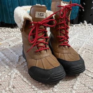 UGG Adirondack Chestnut Winter Boots sz 9.5